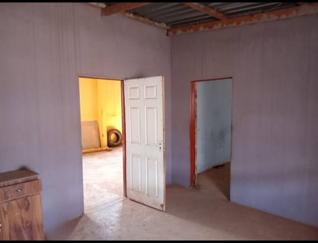 3 BEDROOM HOUSE FOR SALE IN ORANGE FARM